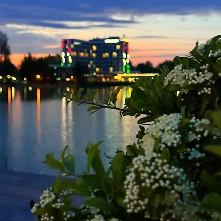 Liget Vendeghaz 아파트 *