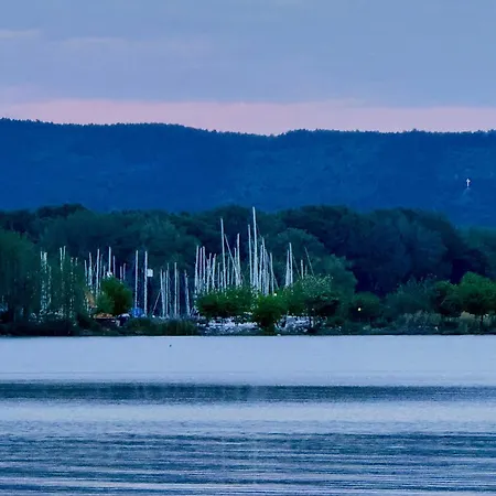 Liget Vendeghaz 케츨리